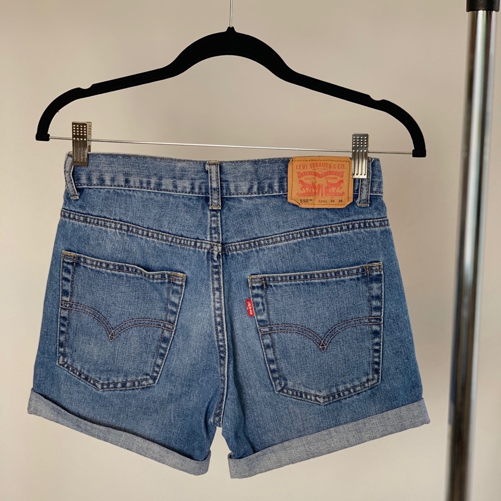 Vintage inspired rolled levis shorts size 25/26” - Picture 3 of 6